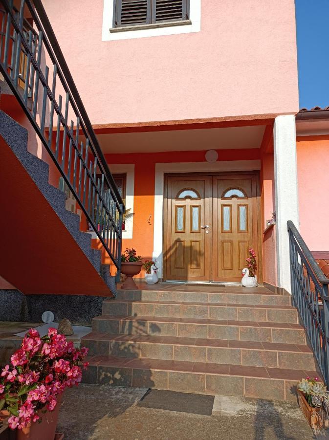 Apartman Biba Лабин Екстер'єр фото