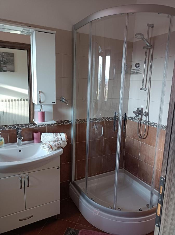Apartman Biba Лабин Екстер'єр фото