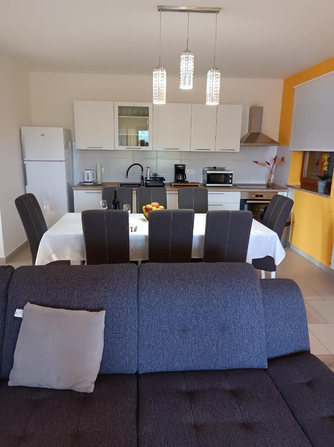 Apartman Biba Лабин Екстер'єр фото