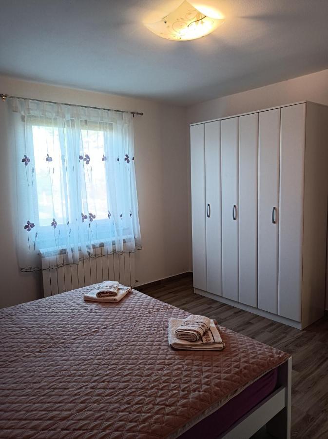 Apartman Biba Лабин Екстер'єр фото